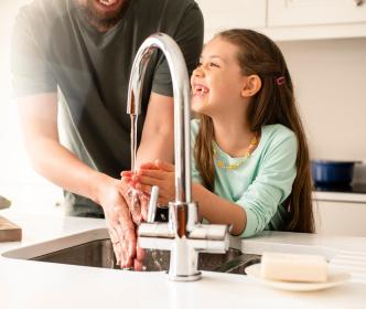 Tap hand washing 